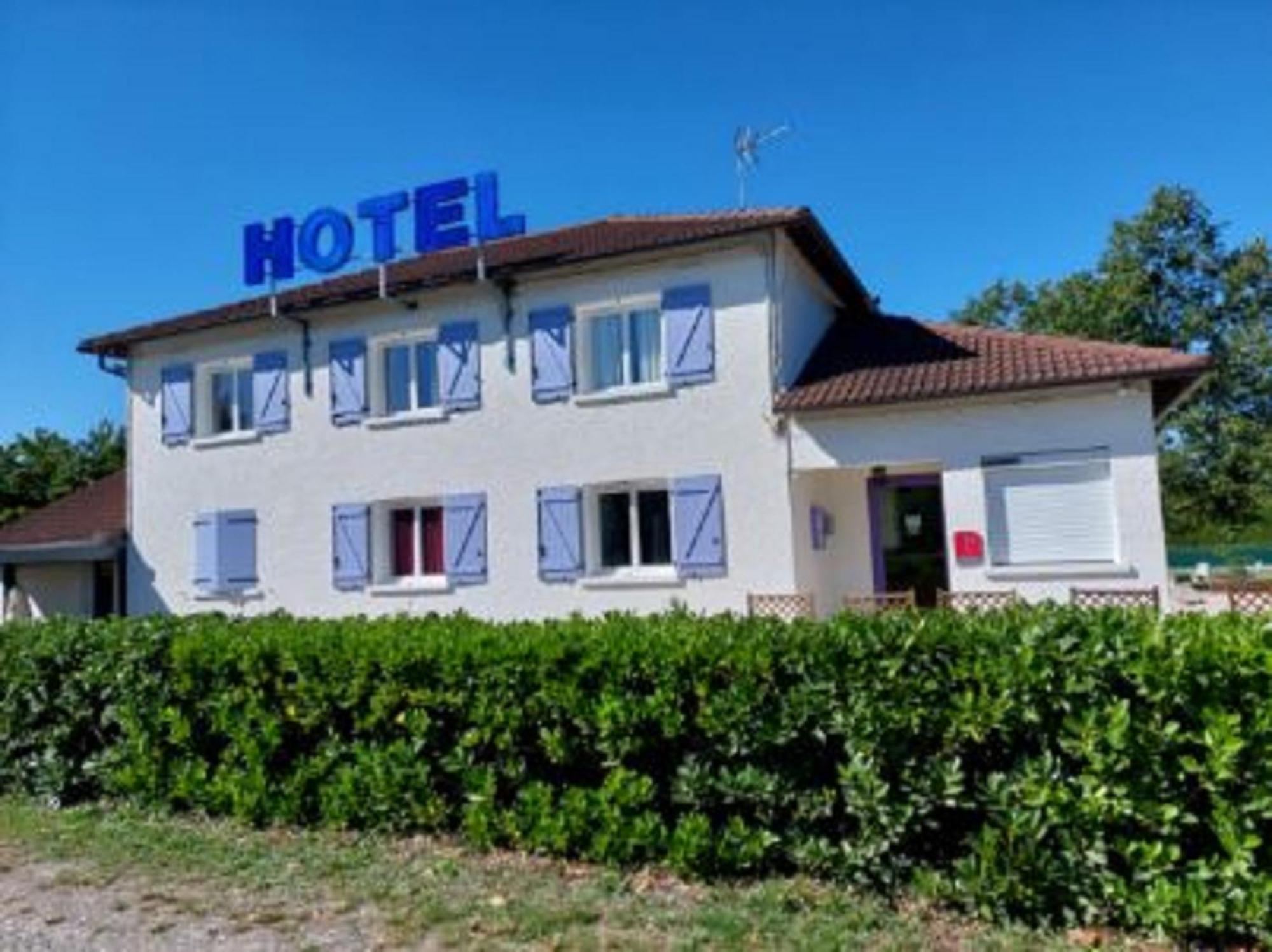 Hotel Au Charme Du Levat Saint Paul de Loubressac Bagian luar foto