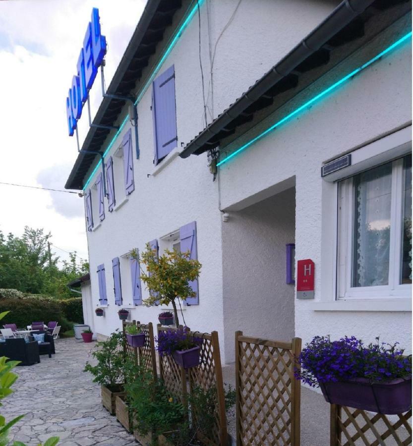 Hotel Au Charme Du Levat Saint Paul de Loubressac Bagian luar foto